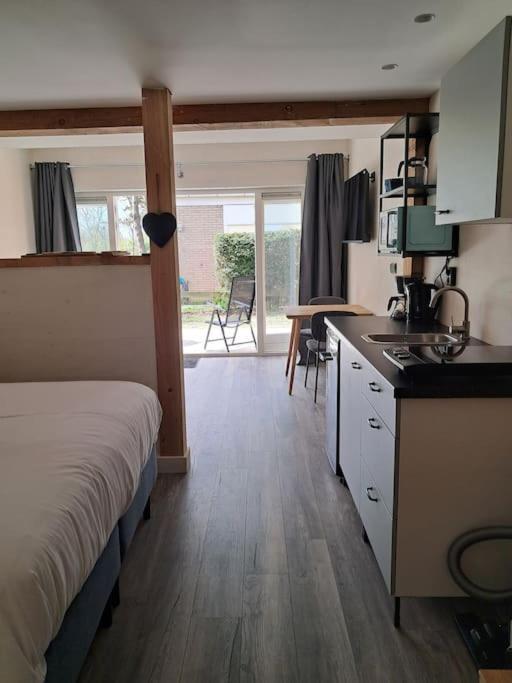 Strandhuisje Eva, Dicht Bij Zee 칼란트소그 외부 사진