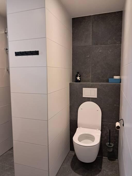 Strandhuisje Eva, Dicht Bij Zee 칼란트소그 외부 사진